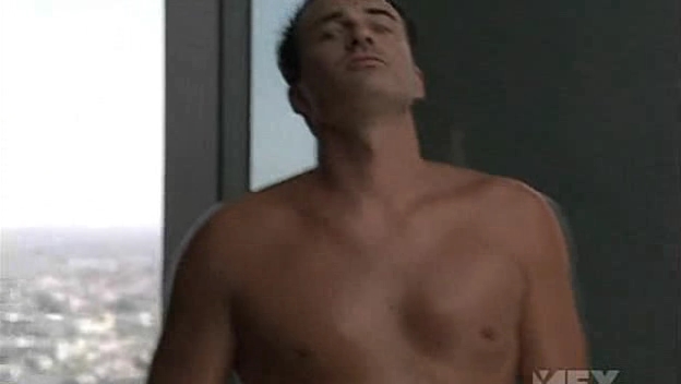 Charmed-Online-dot-NL-NipTuck5x02-1101.jpg