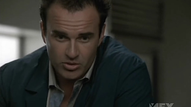 Charmed-Online-dot-NL-NipTuck5x03-0618.jpg