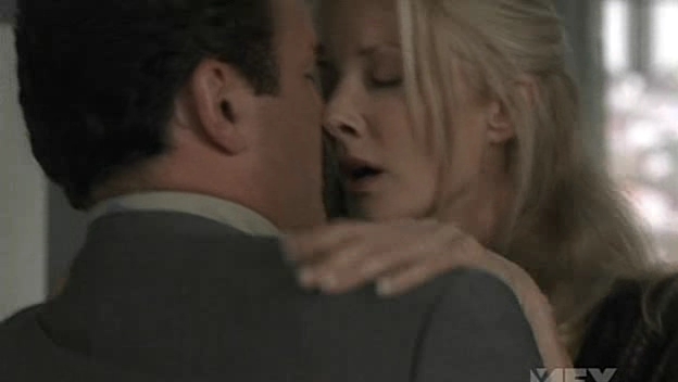 Charmed-Online-dot-NL-NipTuck5x03-0903.jpg