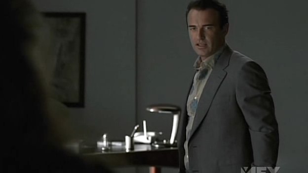 Charmed-Online-dot-NL-NipTuck5x03-0919.jpg