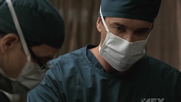 Charmed-Online-dot-NL-NipTuck5x03-1299.jpg