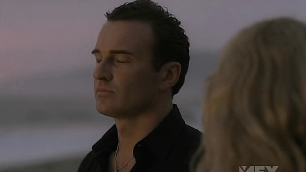 Charmed-Online-dot-NL-NipTuck5x03-1950.jpg
