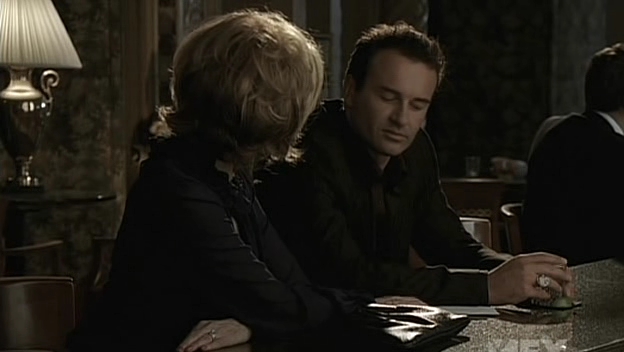 Charmed-Online-dot-NL-NipTuck5x03-2483.jpg