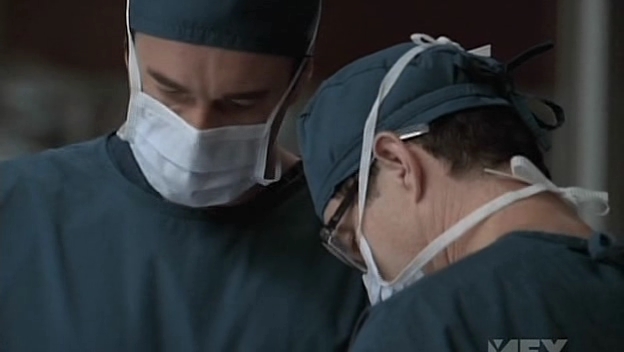 Charmed-Online-dot-NL-NipTuck5x04-0544.jpg