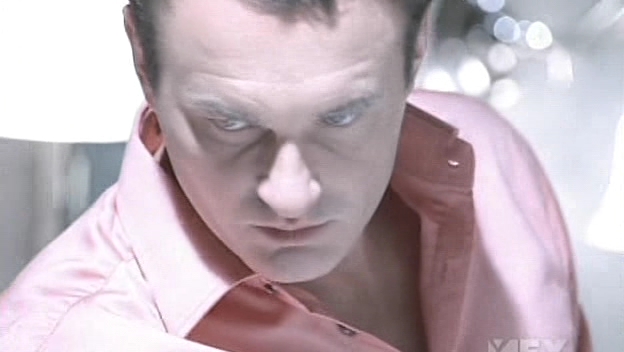 Charmed-Online-dot-NL-NipTuck5x04-0785.jpg