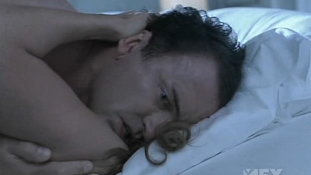 Charmed-Online-dot-NL-NipTuck5x04-0819.jpg