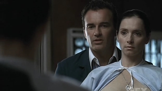Charmed-Online-dot-NL-NipTuck5x04-1197.jpg