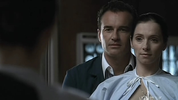 Charmed-Online-dot-NL-NipTuck5x04-1203.jpg