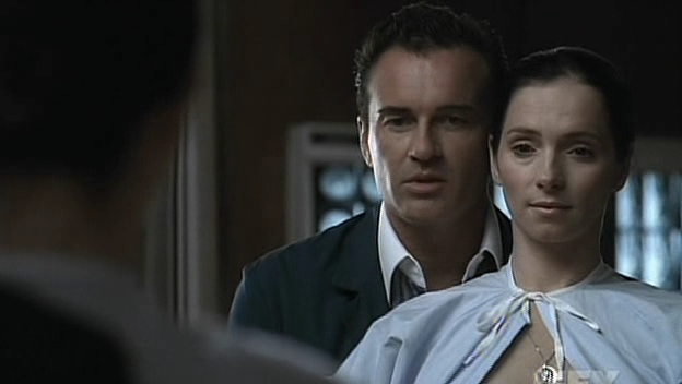 Charmed-Online-dot-NL-NipTuck5x04-1204.jpg