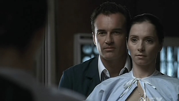 Charmed-Online-dot-NL-NipTuck5x04-1212.jpg