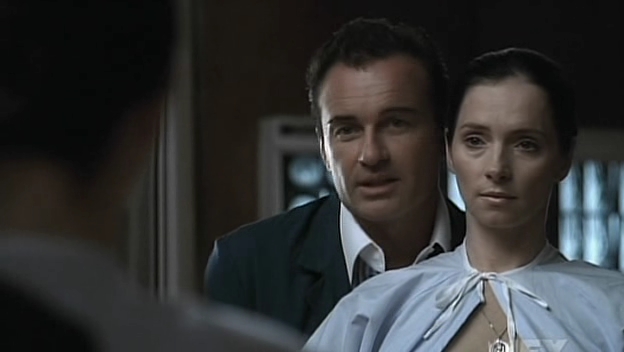 Charmed-Online-dot-NL-NipTuck5x04-1218.jpg