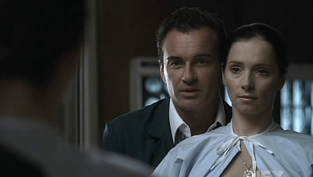 Charmed-Online-dot-NL-NipTuck5x04-1219.jpg