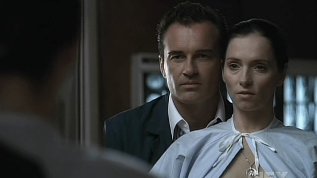 Charmed-Online-dot-NL-NipTuck5x04-1236.jpg