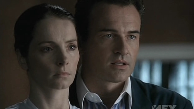 Charmed-Online-dot-NL-NipTuck5x04-1260.jpg