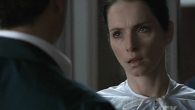 Charmed-Online-dot-NL-NipTuck5x04-1263.jpg