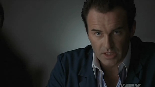 Charmed-Online-dot-NL-NipTuck5x04-1316.jpg