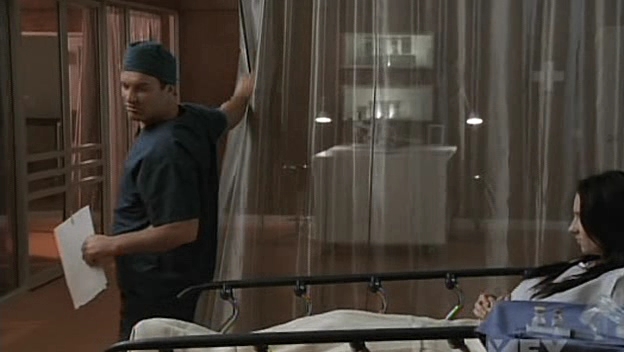 Charmed-Online-dot-NL-NipTuck5x04-1679.jpg