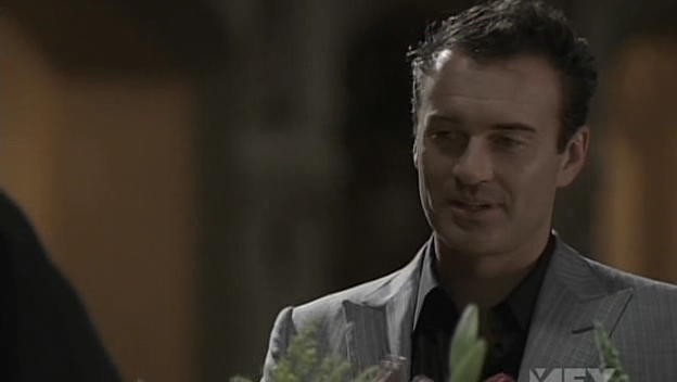 Charmed-Online-dot-NL-NipTuck5x04-2513.jpg