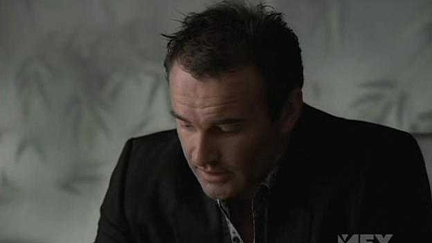 Charmed-Online-dot-NL-NipTuck5x05-0072.jpg