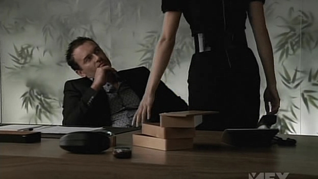 Charmed-Online-dot-NL-NipTuck5x05-0154.jpg