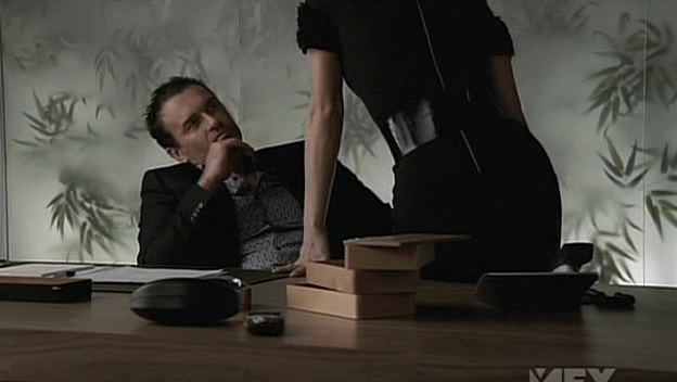 Charmed-Online-dot-NL-NipTuck5x05-0155.jpg