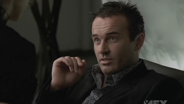 Charmed-Online-dot-NL-NipTuck5x05-0171.jpg