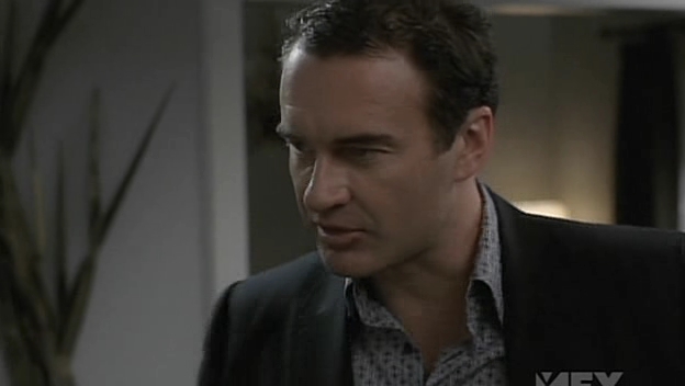Charmed-Online-dot-NL-NipTuck5x05-0461.jpg