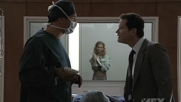 Charmed-Online-dot-NL-NipTuck5x05-0700.jpg