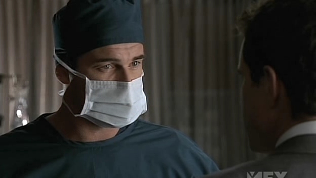 Charmed-Online-dot-NL-NipTuck5x05-0704.jpg