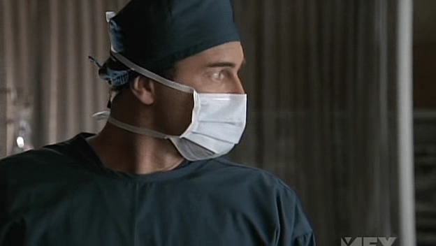 Charmed-Online-dot-NL-NipTuck5x05-0721.jpg