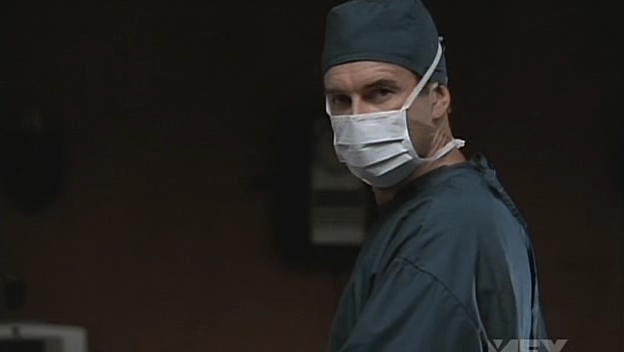 Charmed-Online-dot-NL-NipTuck5x05-0723.jpg