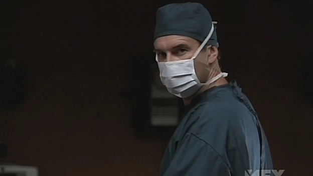 Charmed-Online-dot-NL-NipTuck5x05-0724.jpg