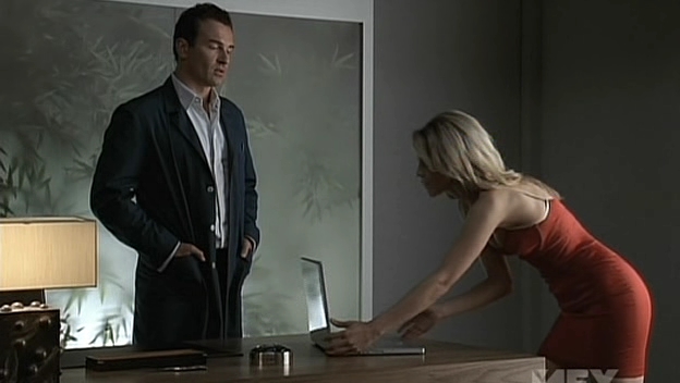 Charmed-Online-dot-NL-NipTuck5x05-1470.jpg