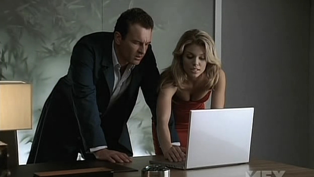 Charmed-Online-dot-NL-NipTuck5x05-1490.jpg