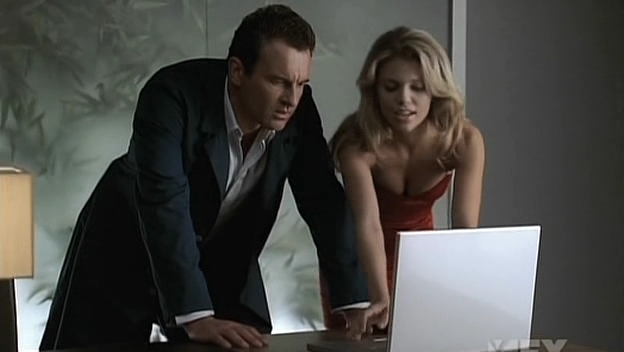 Charmed-Online-dot-NL-NipTuck5x05-1495.jpg