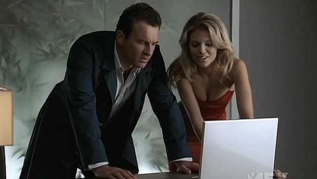 Charmed-Online-dot-NL-NipTuck5x05-1496.jpg