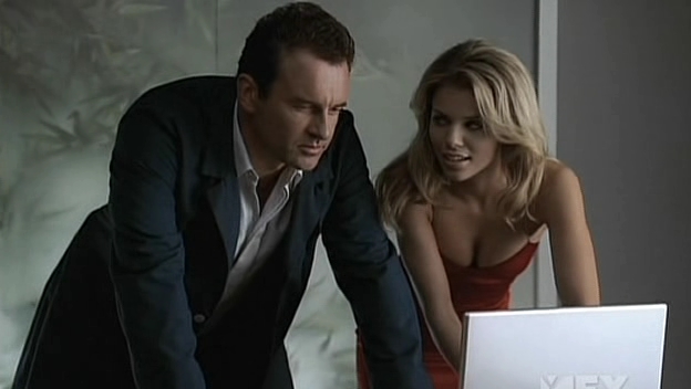 Charmed-Online-dot-NL-NipTuck5x05-1504.jpg