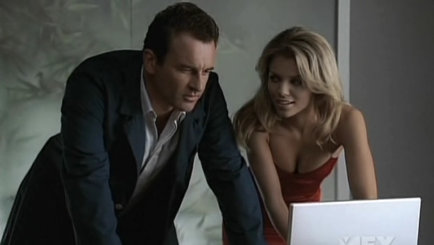 Charmed-Online-dot-NL-NipTuck5x05-1505.jpg