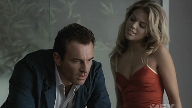 Charmed-Online-dot-NL-NipTuck5x05-1512.jpg