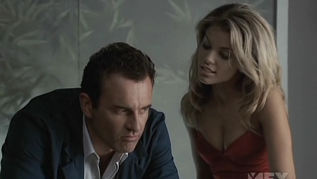 Charmed-Online-dot-NL-NipTuck5x05-1516.jpg
