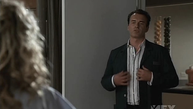 Charmed-Online-dot-NL-NipTuck5x05-1814.jpg