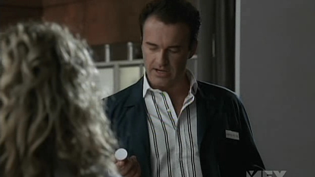 Charmed-Online-dot-NL-NipTuck5x05-1838.jpg