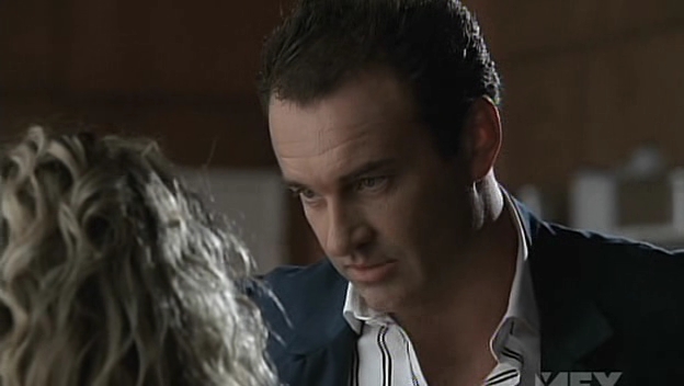 Charmed-Online-dot-NL-NipTuck5x05-1850.jpg