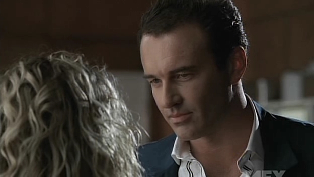 Charmed-Online-dot-NL-NipTuck5x05-1861.jpg