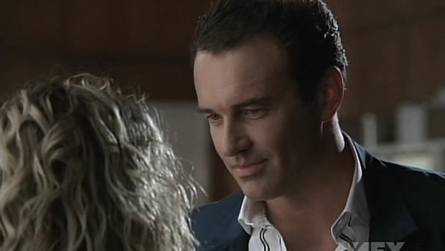 Charmed-Online-dot-NL-NipTuck5x05-1862.jpg
