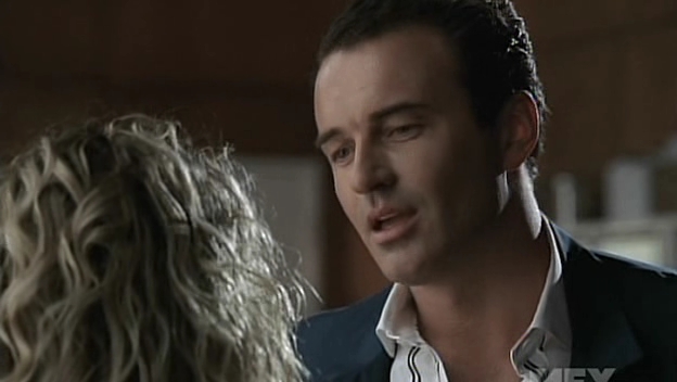 Charmed-Online-dot-NL-NipTuck5x05-1864.jpg