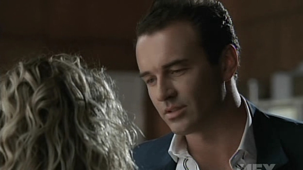 Charmed-Online-dot-NL-NipTuck5x05-1865.jpg