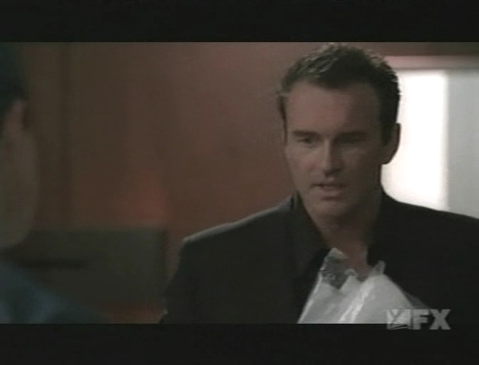 Charmed-Online-dot-NL-NipTuck5x06-0124.jpg