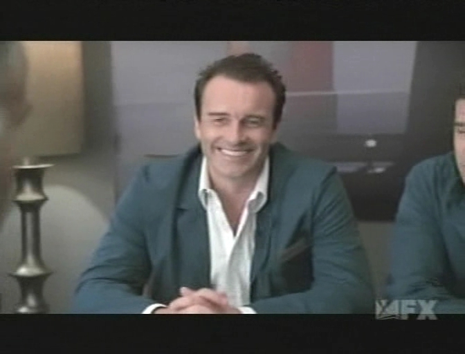 Charmed-Online-dot-NL-NipTuck5x06-0440.jpg