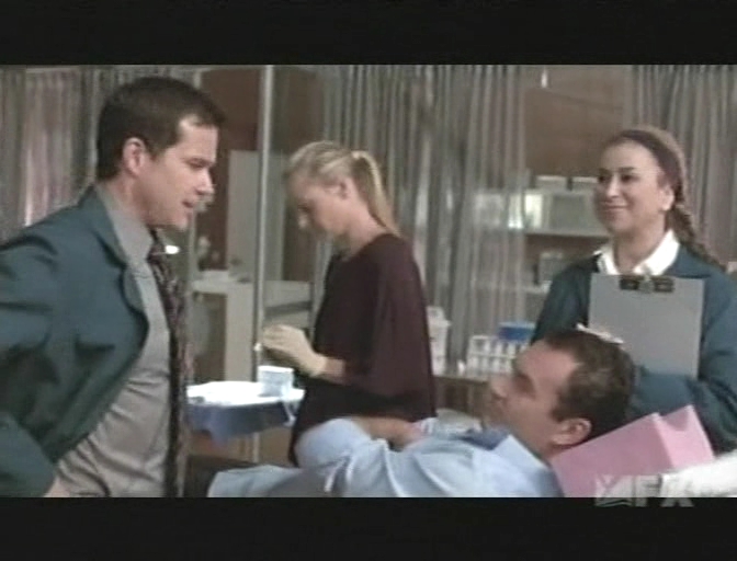 Charmed-Online-dot-NL-NipTuck5x06-0587.jpg